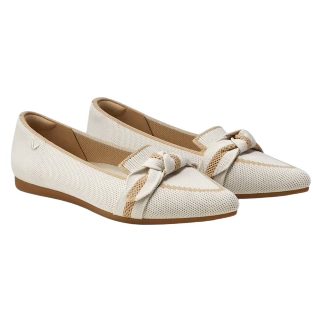 Vivaia - Michelle 2.0 Pointed Toe Bow Loafers Ivory Nude Sz 39